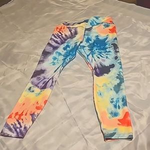 BNWOT Nike Women's Tie Dye Leggings sz Medium